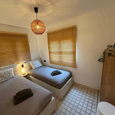 Aya House Lloret de Mar